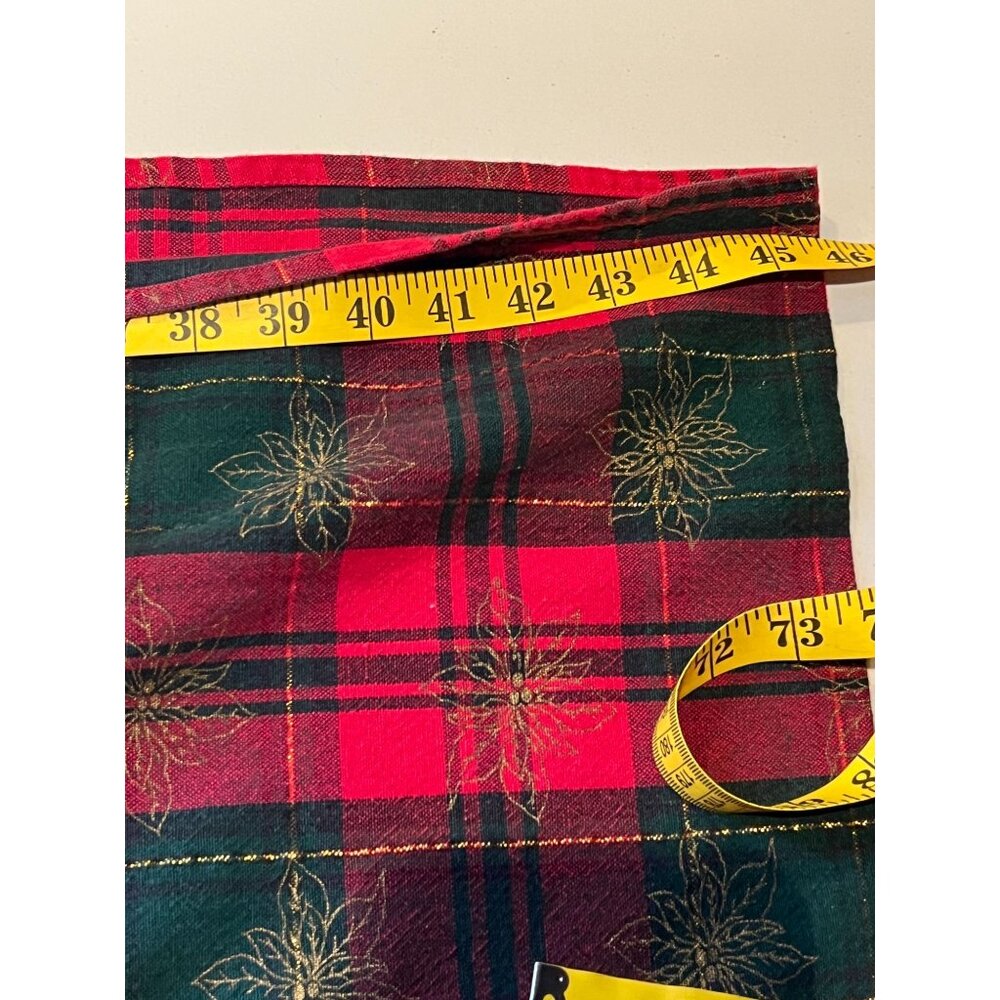 Christmas Table Cloth Red Metallic Plaid Rectangle 56x92 inch Seats 6-8 - Picture 10 of 11